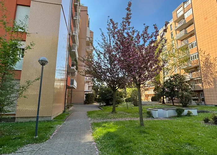 Casa Di Laura Mono E Bilo Di Fronte Ospedale San Raffaele