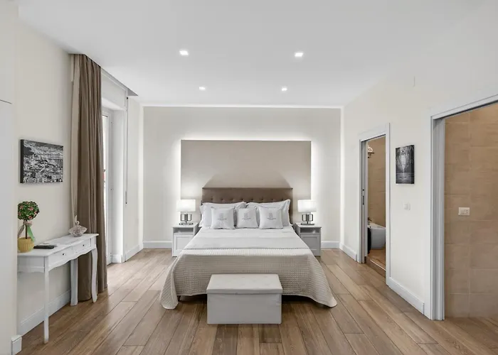 Pompei Luxury Suites-Near Ruins