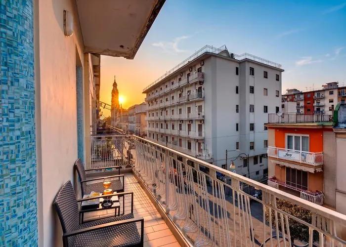 Pompei Luxury Suites-Near Ruins