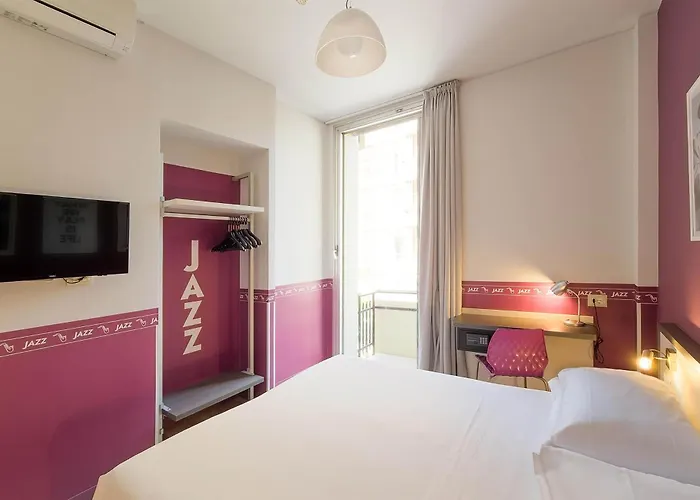 Sure By Best Western Nologo