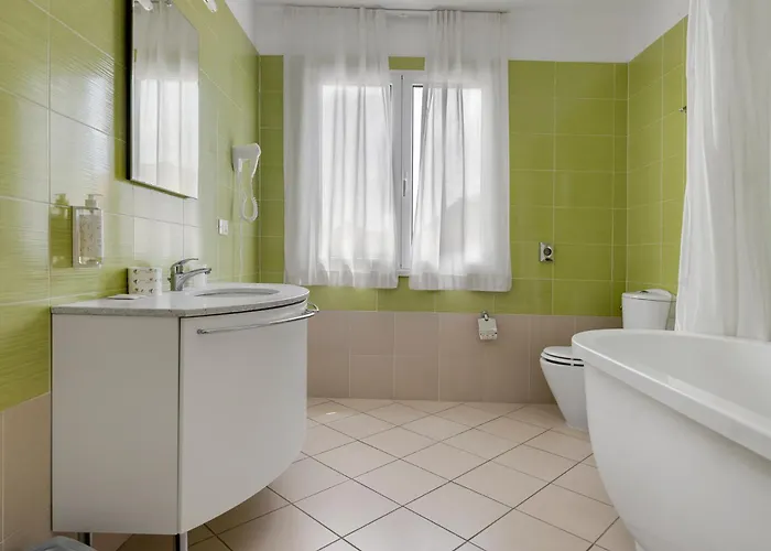 Hotel Borgo Al Mare Marina Di Bibbona