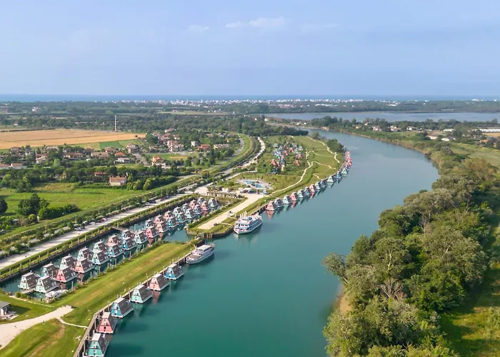 Marina Azzurra Resort