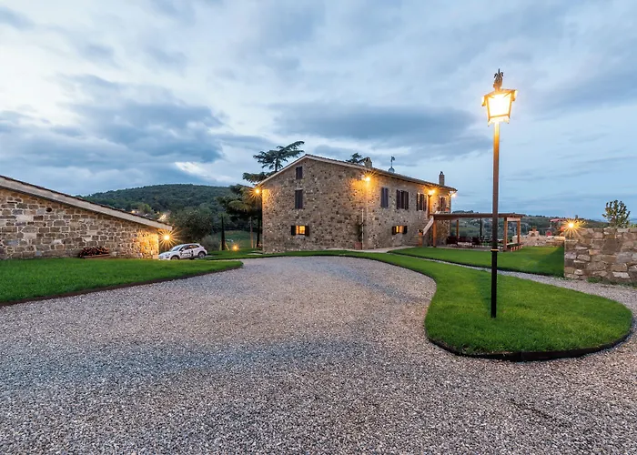 Paradiso Di Cacuci - Traditional Tuscan Vineyard&Villa