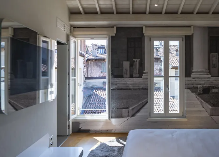 Lords Of Verona Luxury Apartments