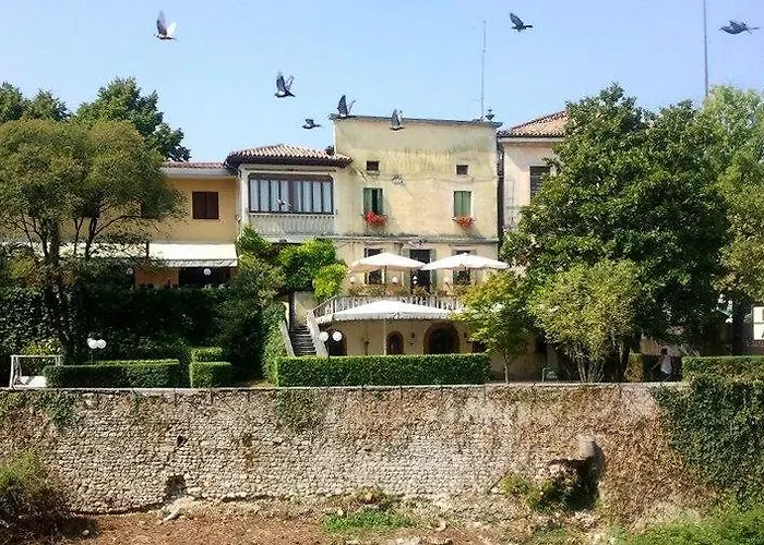 Leon D'Oro