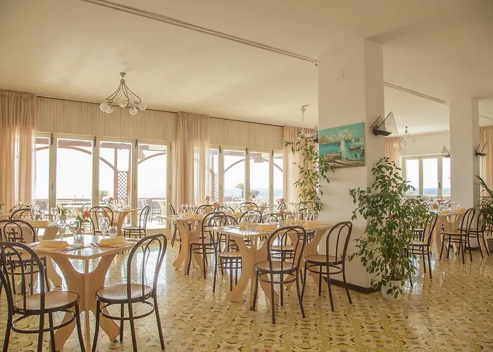 Hotel Santa Lucia
