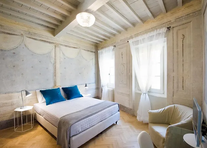 Il Piccolo Cavour Charming House B&B