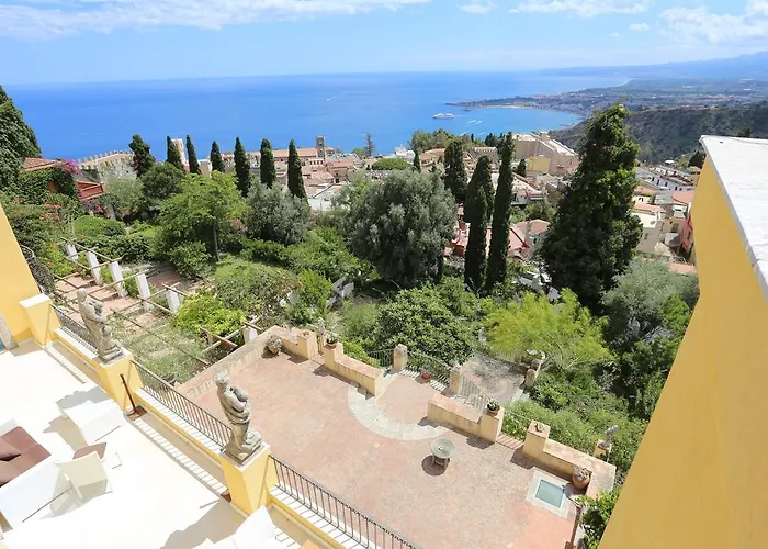 Casa Cuseni, Residenza d'artista, Museo e Giardino storico