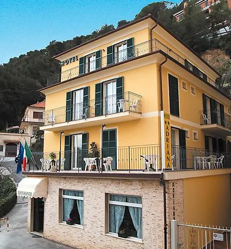 Hotel Adriana