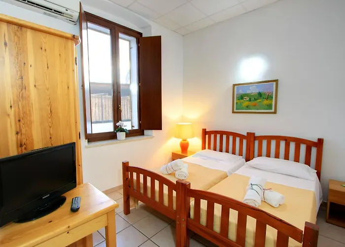 Hostel Marina