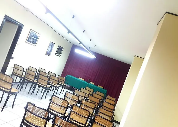 Hinterland Hotel
