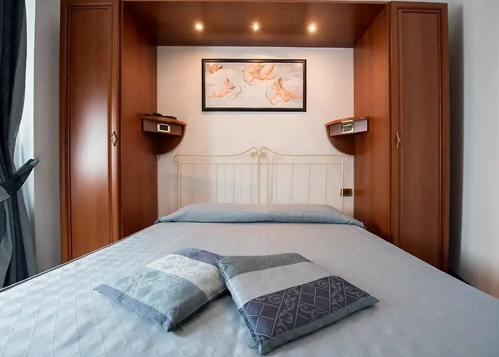 White Palace Hotel & Residence Cento 