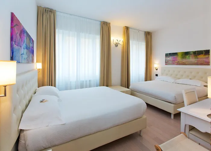 Hotel Maine