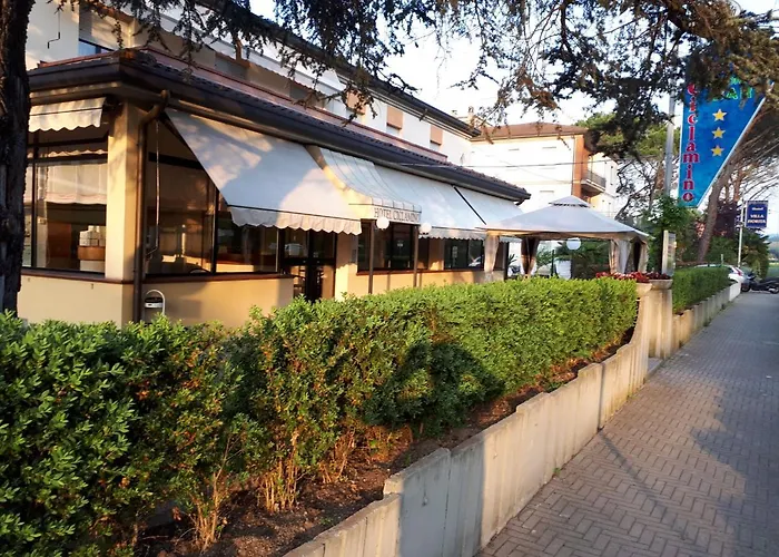 Hotel Ciclamino