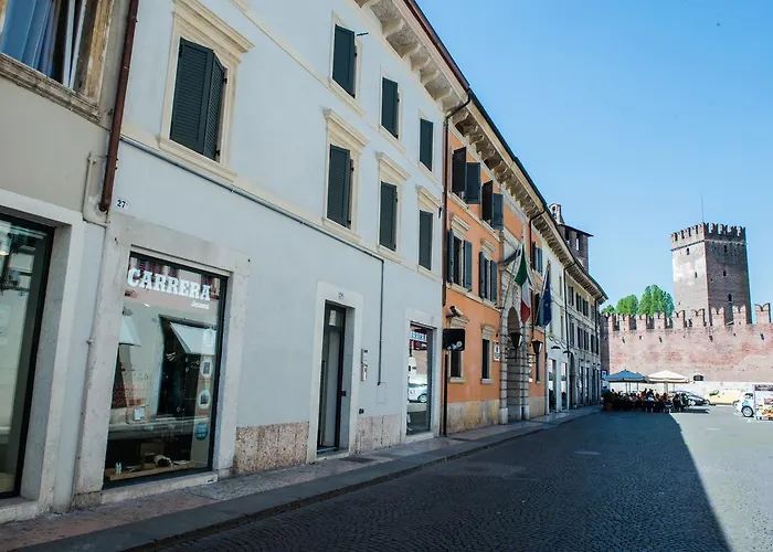 Carrera Home Appartamenti Verona - Bike Hotel