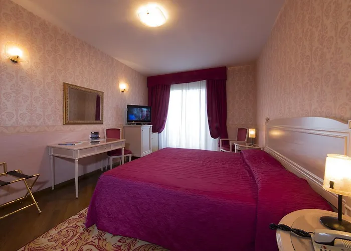 Hotel Catullo Sirmione