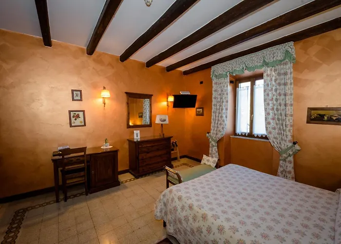 Borgo Di Fontana Chiusa