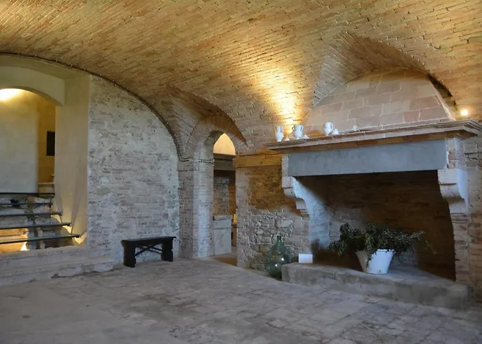 CASTELLO DI RAMAZZANO - Tenute Aliani