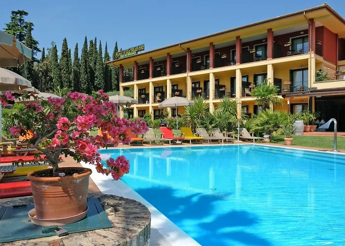 Villa Madrina Lovely And Dynamic