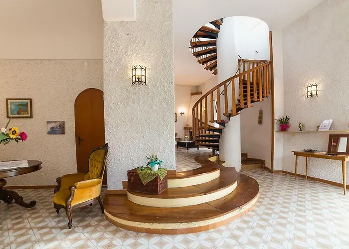 B&B Bouganville