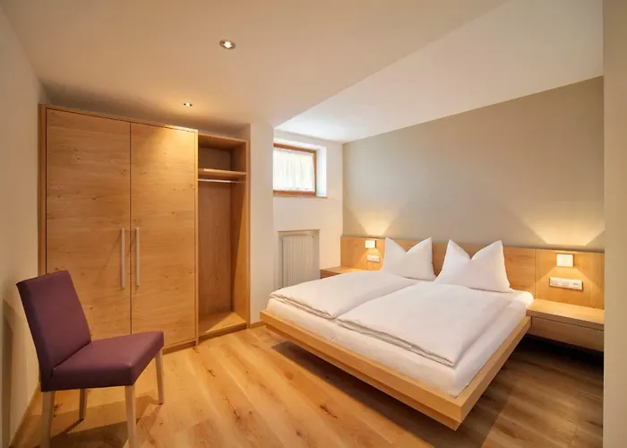 Ferienwohnung Sonnenhof Riffian