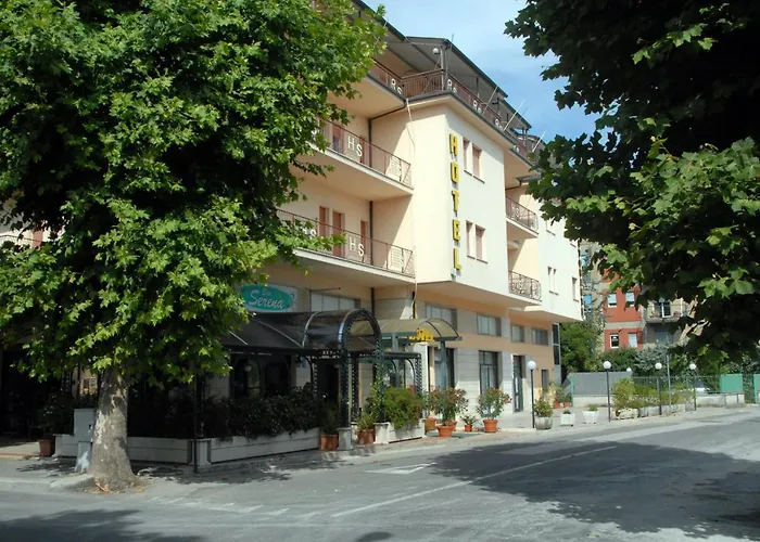 Hotel Serena