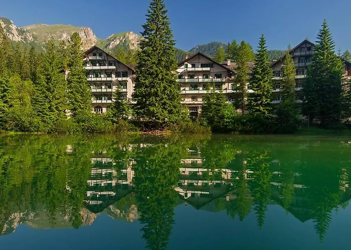 Hotel Lago Di Braies