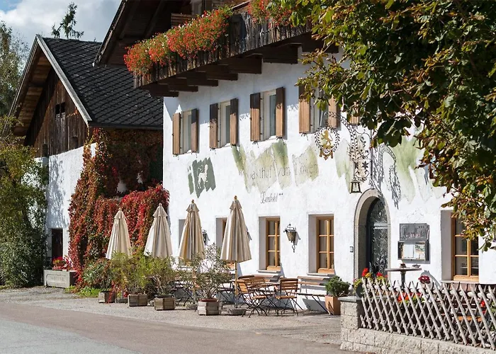 Landhotel Gasthof Zum Löwen Rodeneck