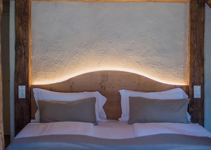 Roessl Bianco B&B&B Meran